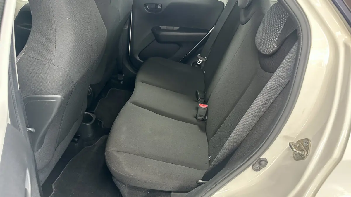 1.0 VVT-i x-fun / Airco / Cruise