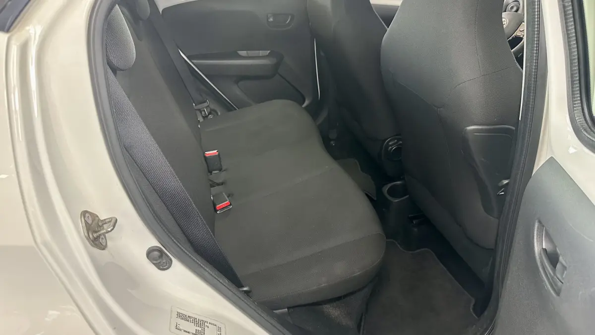 1.0 VVT-i x-fun / Airco / Cruise