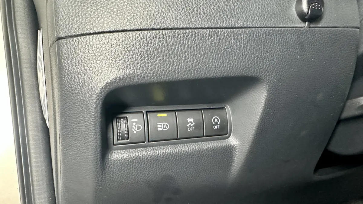 1.0 VVT-i S-CVT Envy / BiTone / Stoelver. / Carplay / Keyless