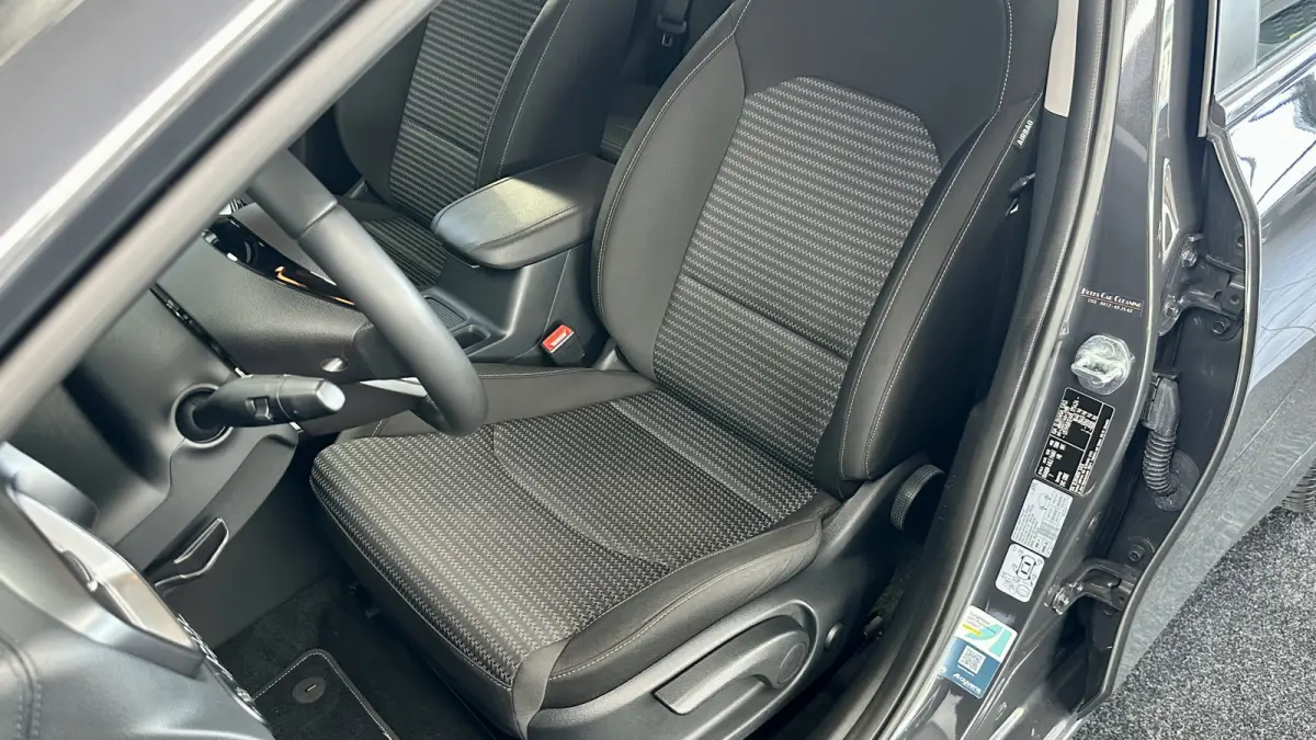 1.0 T-GDi DynamicLine / Carplay / ACC / Camera