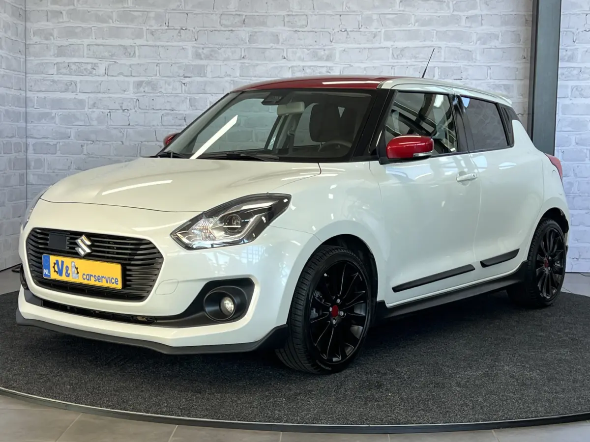 1.0 Style Smart Hybrid Sportline Carplay Stoelverwarming Navigatie Keyless