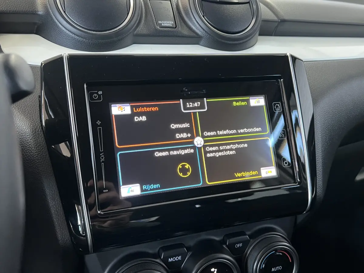 1.0 Style Smart Hybrid Sportline Carplay Stoelverwarming Navigatie Keyless