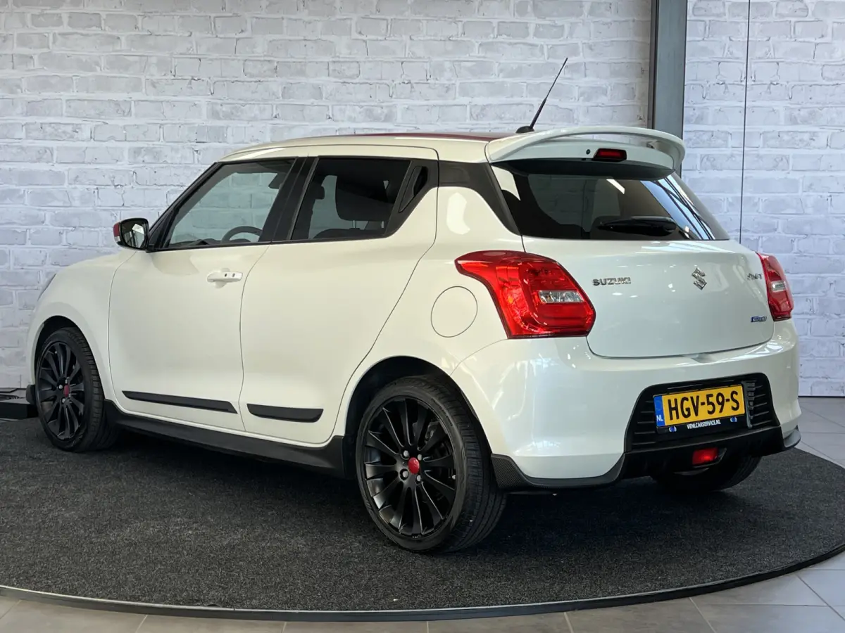 1.0 Style Smart Hybrid Sportline Carplay Stoelverwarming Navigatie Keyless