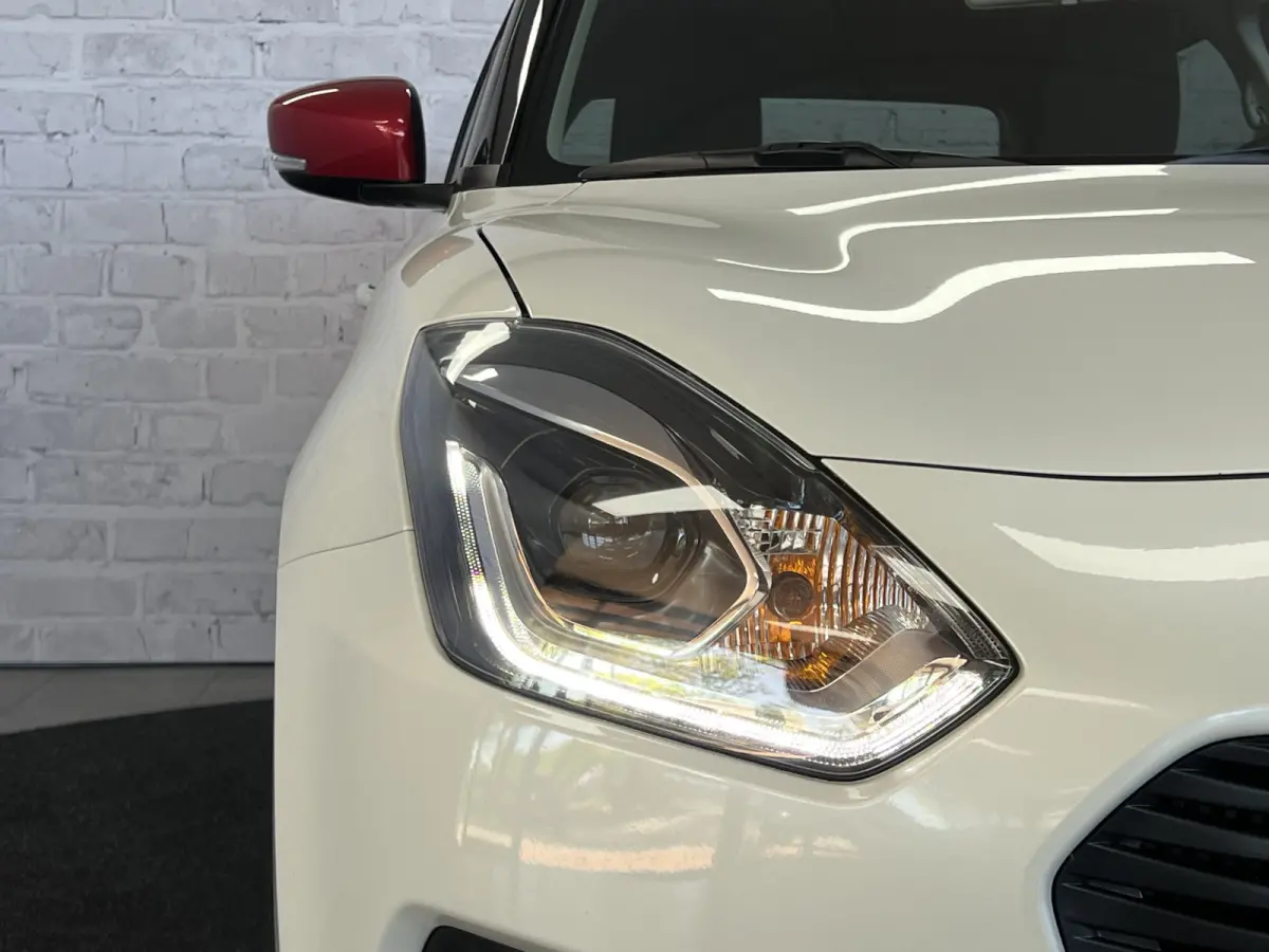 1.0 Style Smart Hybrid Sportline Carplay Stoelverwarming Navigatie Keyless