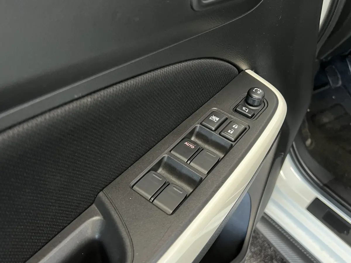 1.0 Style Smart Hybrid Sportline Carplay Stoelverwarming Navigatie Keyless