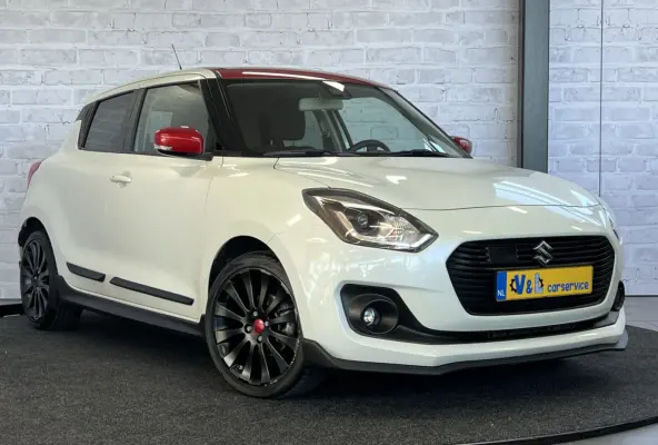 1.0 Style Smart Hybrid Sportline Carplay Stoelverwarming Navigatie Keyless