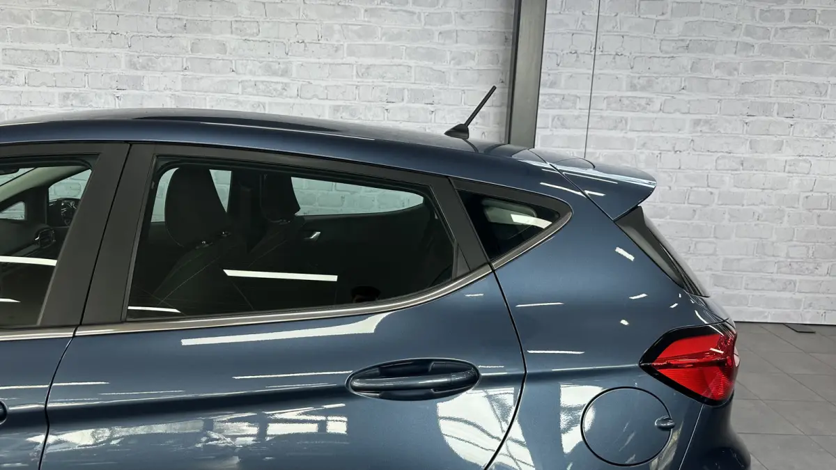1.0 EcoBoost Hybrid Titanium / WinterPakket / Carplay / ACC / Trehaak afnb.