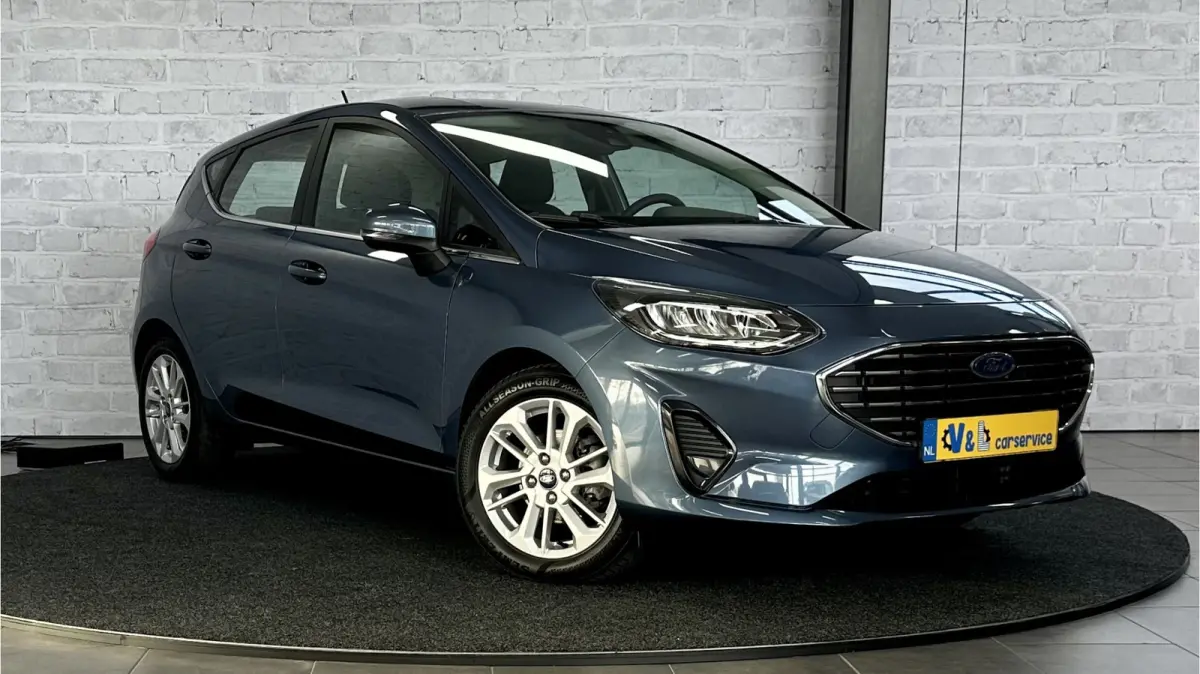 1.0 EcoBoost Hybrid Titanium / WinterPakket / Carplay / ACC / Trehaak afnb.