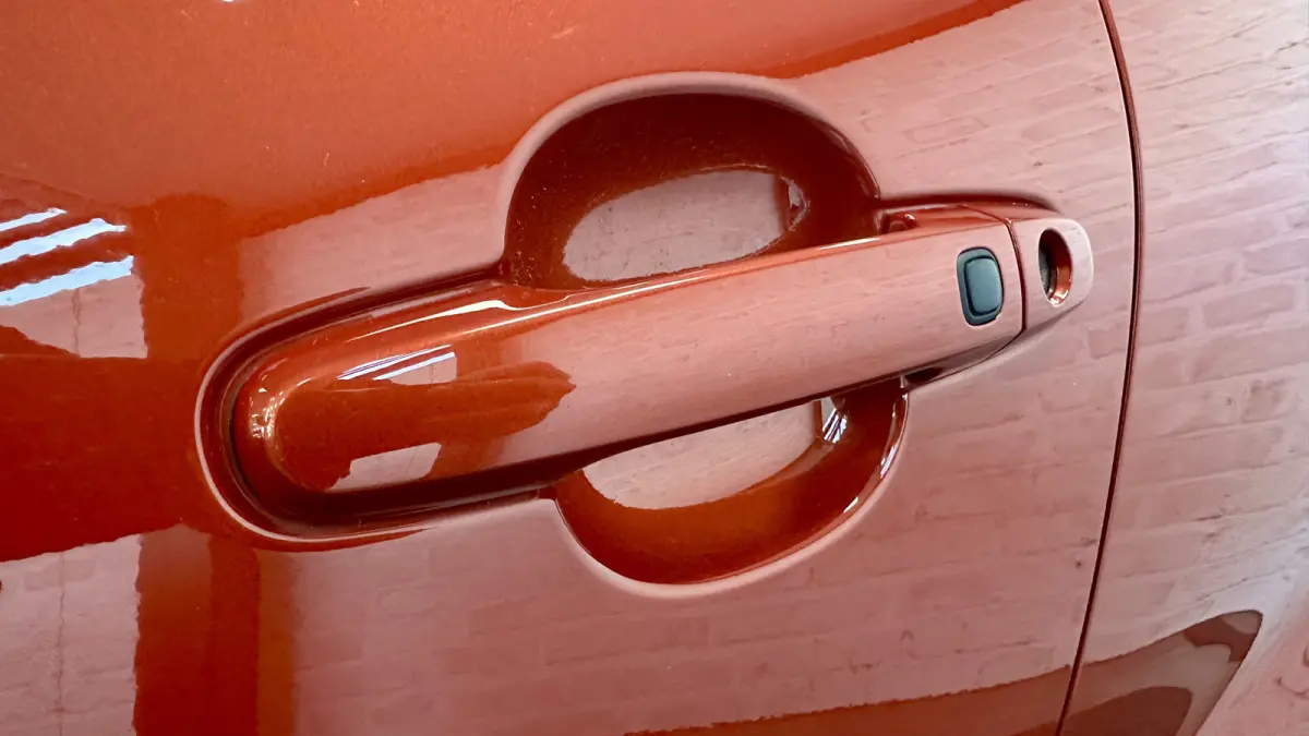1.0 VVT-i S-CVT Envy / Cabrio / Carplay / Cruise control