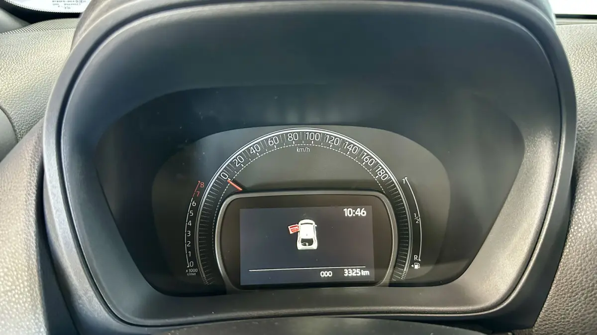 1.0 VVT-i S-CVT Envy / Cabrio / Carplay / Cruise control