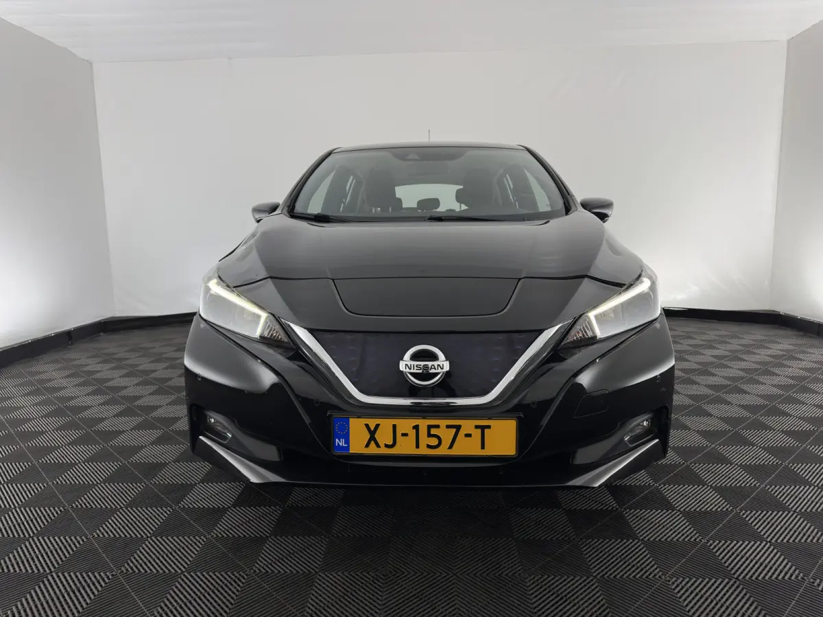 N-Connecta 40 kWh (INCL-BTW) Aut. *HEATPUMP | NAVI-FULLMAP | TOPVIEW | KEYLESS | BLINDSPOT |  DIGI-COCKPIT | HEATED-COMFORTSEATS | DAB | PRIVACYGLASS | ECC | ADAPTIVE-CRUISE | PDC | CARPLAY 
