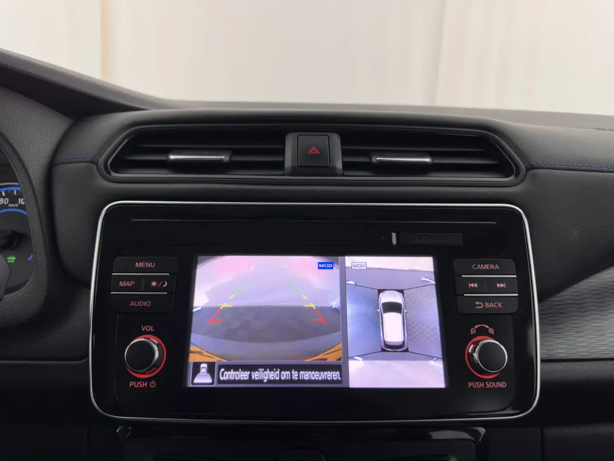 N-Connecta 40 kWh (INCL-BTW) Aut. *HEATPUMP | NAVI-FULLMAP | TOPVIEW | KEYLESS | BLINDSPOT |  DIGI-COCKPIT | HEATED-COMFORTSEATS | DAB | PRIVACYGLASS | ECC | ADAPTIVE-CRUISE | PDC | CARPLAY 