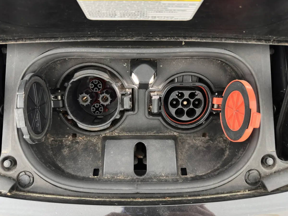 N-Connecta 40 kWh (INCL-BTW) Aut. *HEATPUMP | NAVI-FULLMAP | TOPVIEW | KEYLESS | BLINDSPOT |  DIGI-COCKPIT | HEATED-COMFORTSEATS | DAB | PRIVACYGLASS | ECC | ADAPTIVE-CRUISE | PDC | CARPLAY 