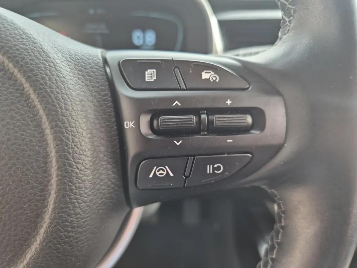 1.0 T-GDi MHEV DynamicPlusLine | Airco | Navi | Camera | LM Velgen | Privacy Glass |