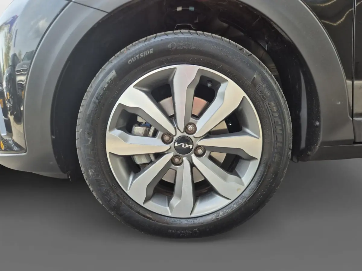 1.0 T-GDi MHEV DynamicPlusLine | Airco | Navi | Camera | LM Velgen | Privacy Glass |