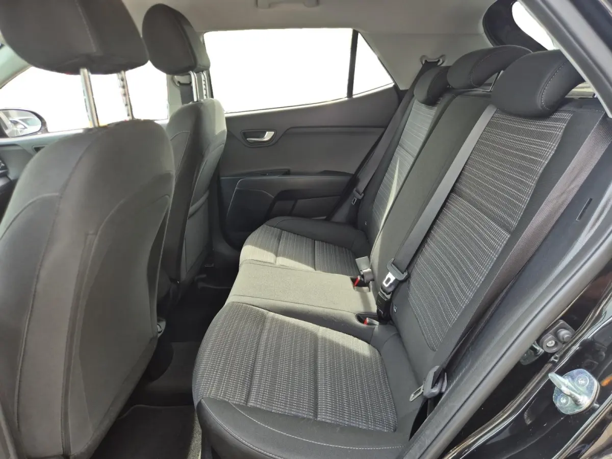 1.0 T-GDi MHEV DynamicPlusLine | Airco | Navi | Camera | LM Velgen | Privacy Glass |
