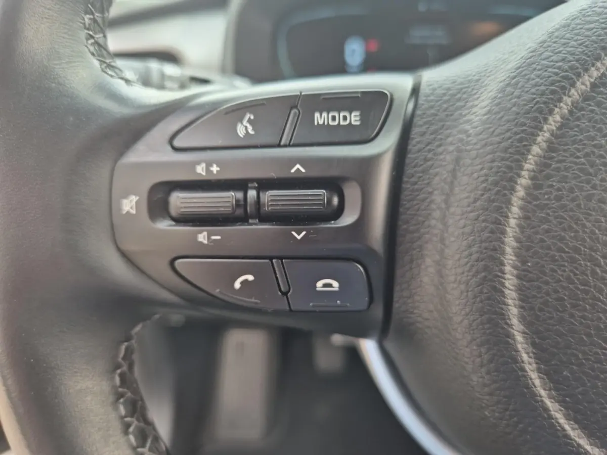 1.0 T-GDi MHEV DynamicPlusLine | Airco | Navi | Camera | LM Velgen | Privacy Glass |