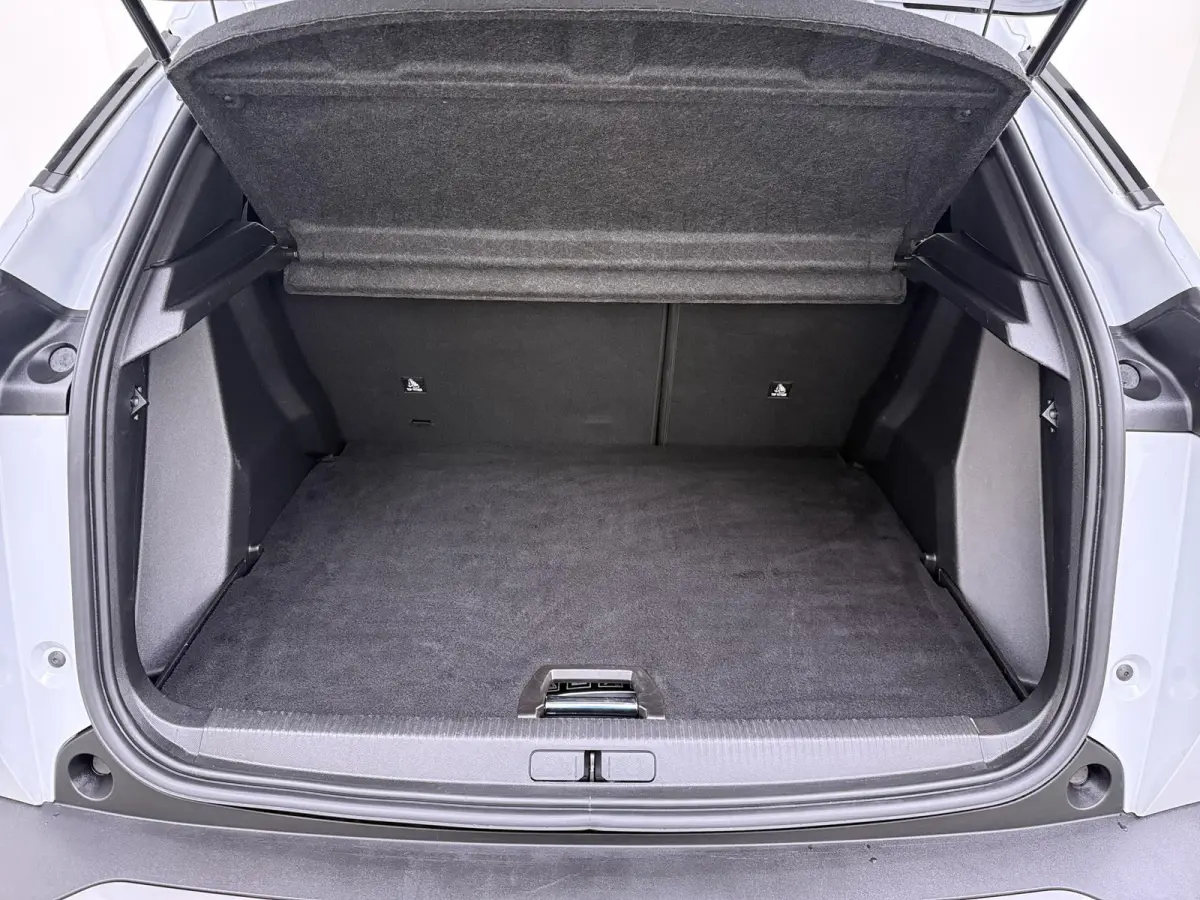 SUV Allure 145pk Hybrid Automaat | Navigatie | Camera achter | Automatische airco | Adaptieve cruisecontrol | Apple Carplay draadloos