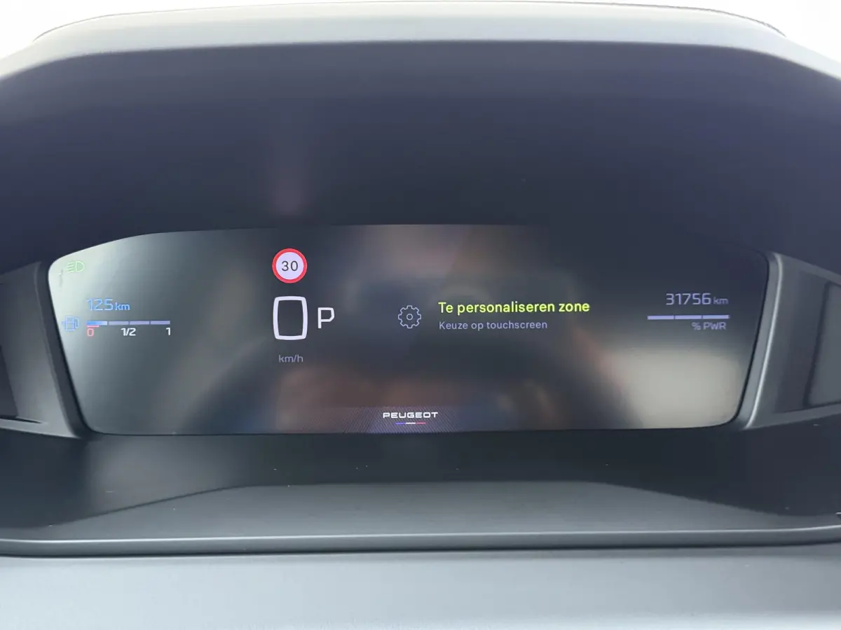 SUV Allure 145pk Hybrid Automaat | Navigatie | Camera achter | Automatische airco | Adaptieve cruisecontrol | Apple Carplay draadloos