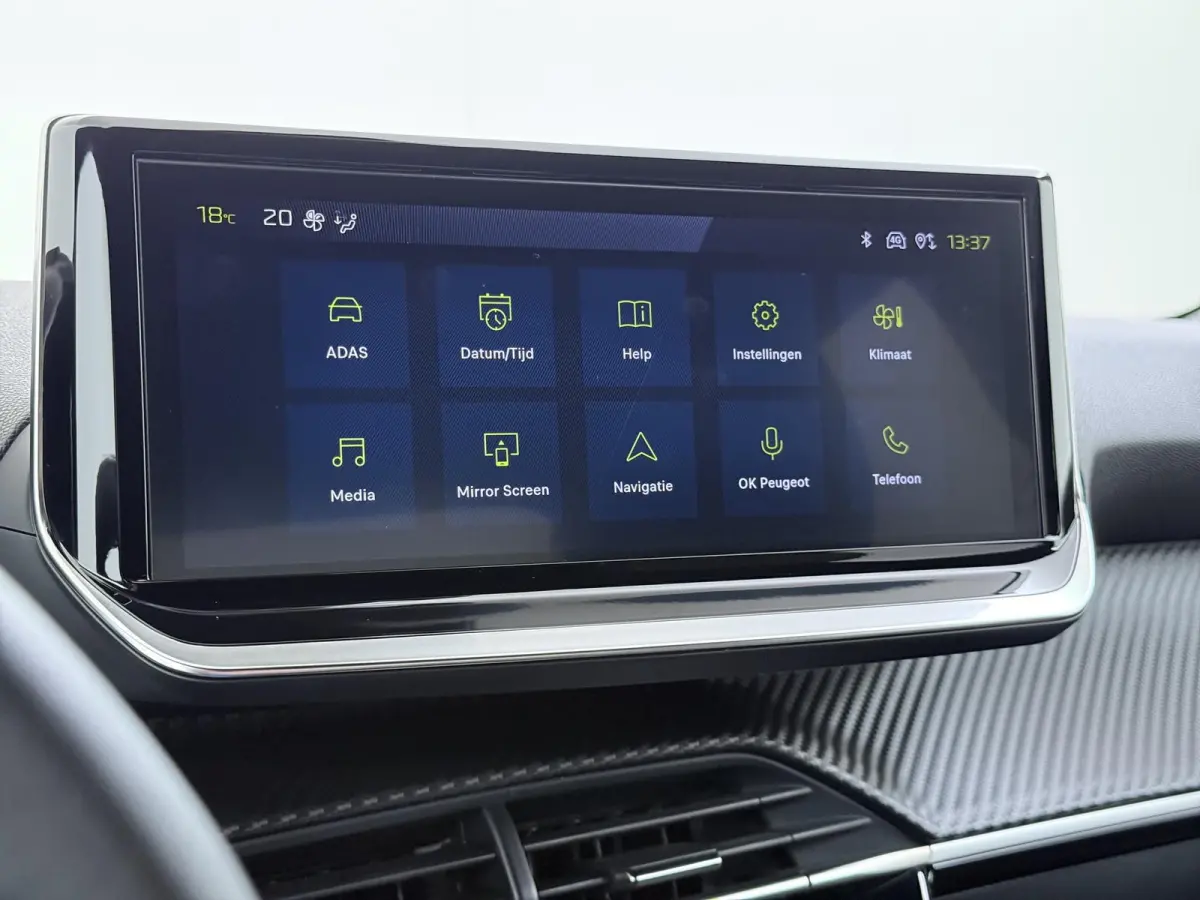 SUV Allure 145pk Hybrid Automaat | Navigatie | Camera achter | Automatische airco | Adaptieve cruisecontrol | Apple Carplay draadloos