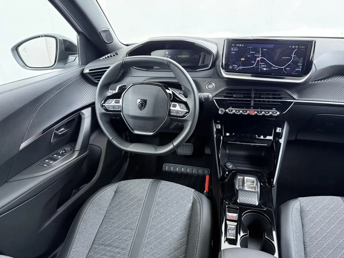 SUV Allure 145pk Hybrid Automaat | Navigatie | Camera achter | Automatische airco | Adaptieve cruisecontrol | Apple Carplay draadloos