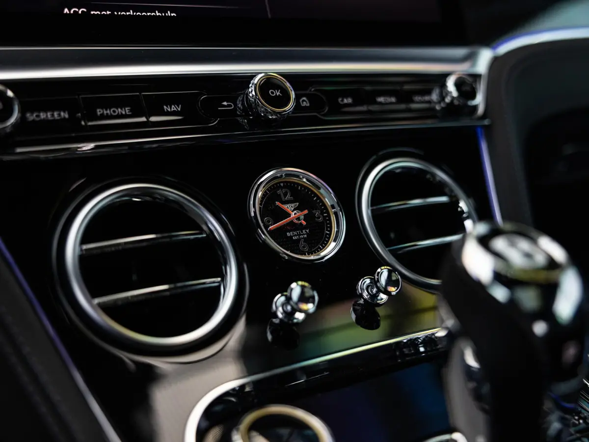 4.0 V8 S | ROTATING DISPLAY | NAIM SOUND | PANORAMADAK | TOURING PAKKET | HEAD-UP | ADAPTIEVE CRUISE CONTROL | CARBON INTERIEURLIJSTEN | SOFTCLOSE | STOELMASSAGE | STOELVENTILATIE | BTW AUTO