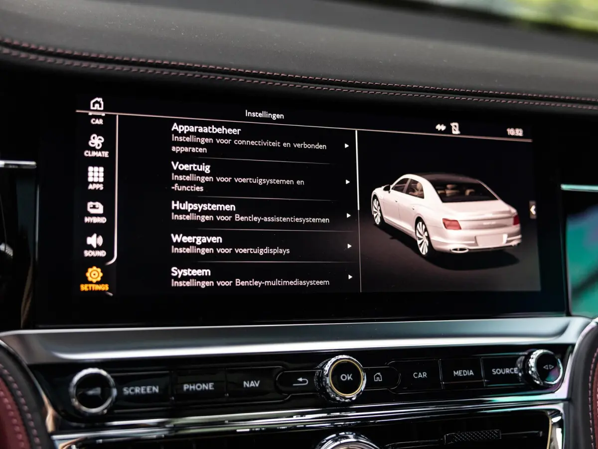 4.0 V8 S | ROTATING DISPLAY | NAIM SOUND | PANORAMADAK | TOURING PAKKET | HEAD-UP | ADAPTIEVE CRUISE CONTROL | CARBON INTERIEURLIJSTEN | SOFTCLOSE | STOELMASSAGE | STOELVENTILATIE | BTW AUTO