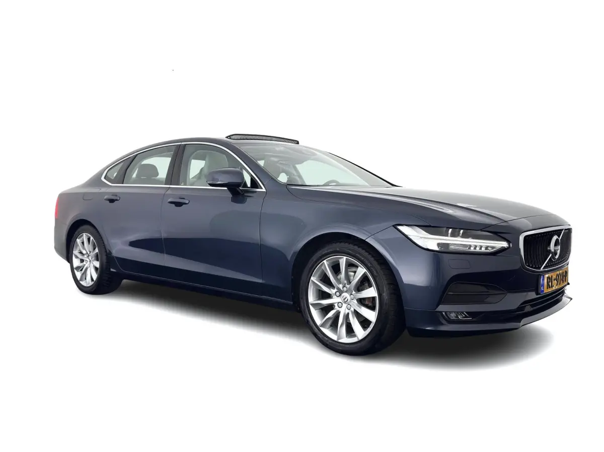 2.0 D4 Momentum Aut. *PANO | LEATHER | FULL-LED | TOPVIEW | BLINDSPOT | HEATED-SPORTSEATS | DIGI-COCKPIT | NAVI-FULLMAP | ECC | HEAD-UP | ADAPTIVE-CRUISE | PDC | APP.CONNECT | 18''ALU*