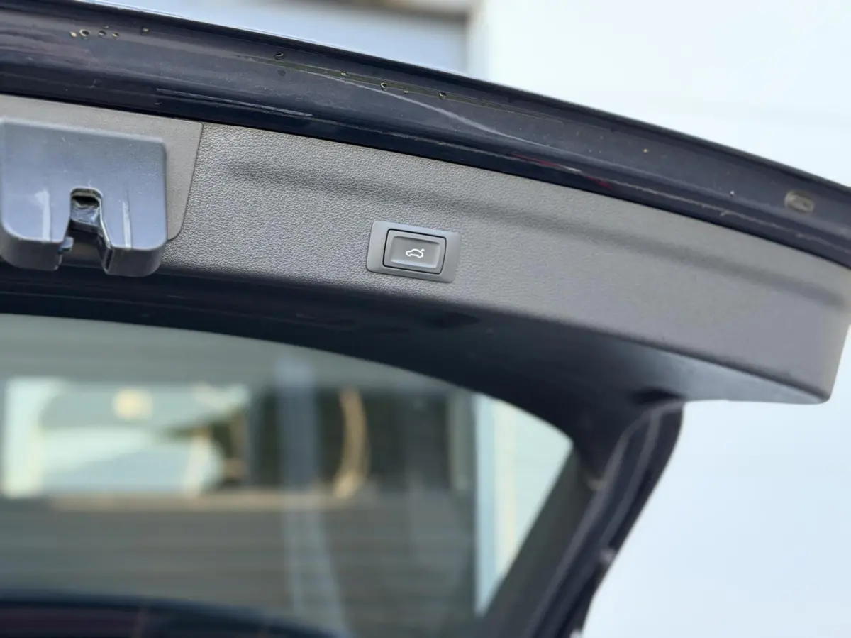 2.0 TDI Pro Line Plus Camera|20 inch|DAB|Cruis