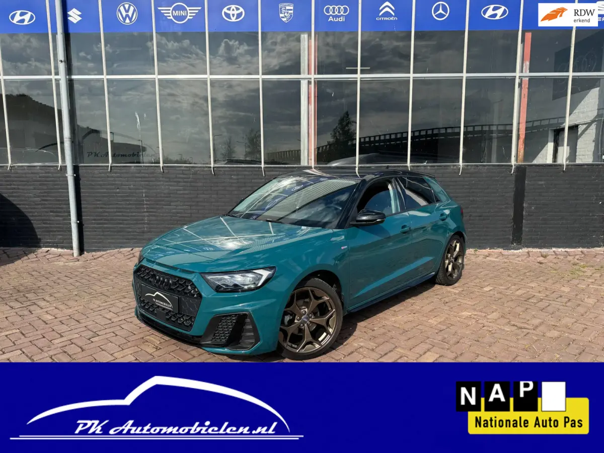 30 TFSI S-Line Edition One **KEYLESS**