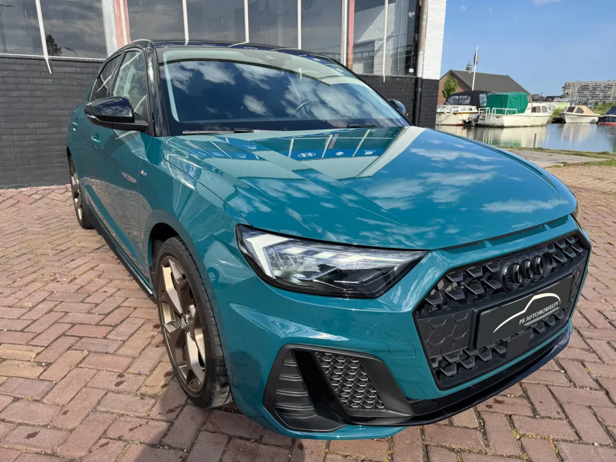 30 TFSI S-Line Edition One **KEYLESS**
