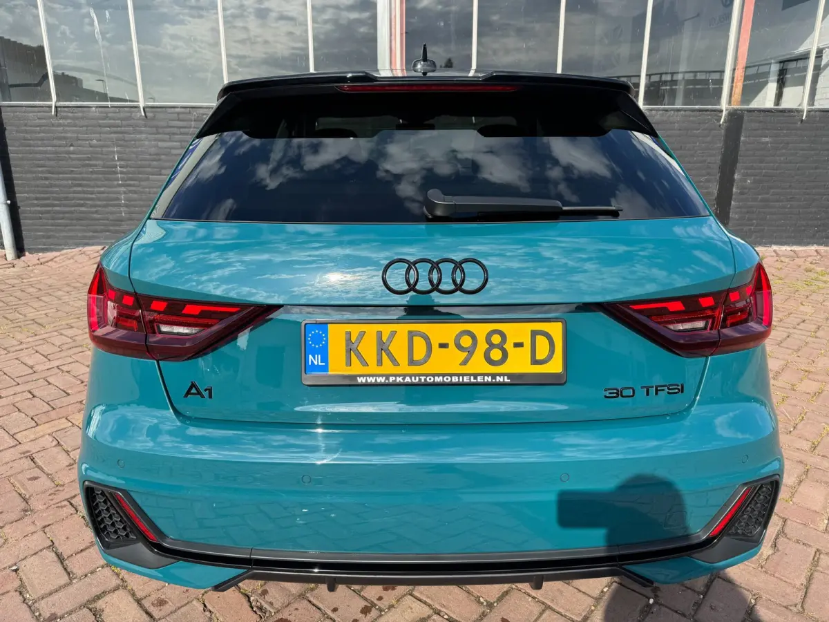30 TFSI S-Line Edition One **KEYLESS**