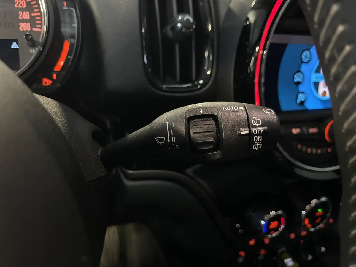 1.5 Cooper ALL4 Salt John Cooper Works 19"/Panoramadak/JCW sportstoelen + stoelverwarming/Harman Kardon/Keyless/Apple Carplay & Android Auto/Camera