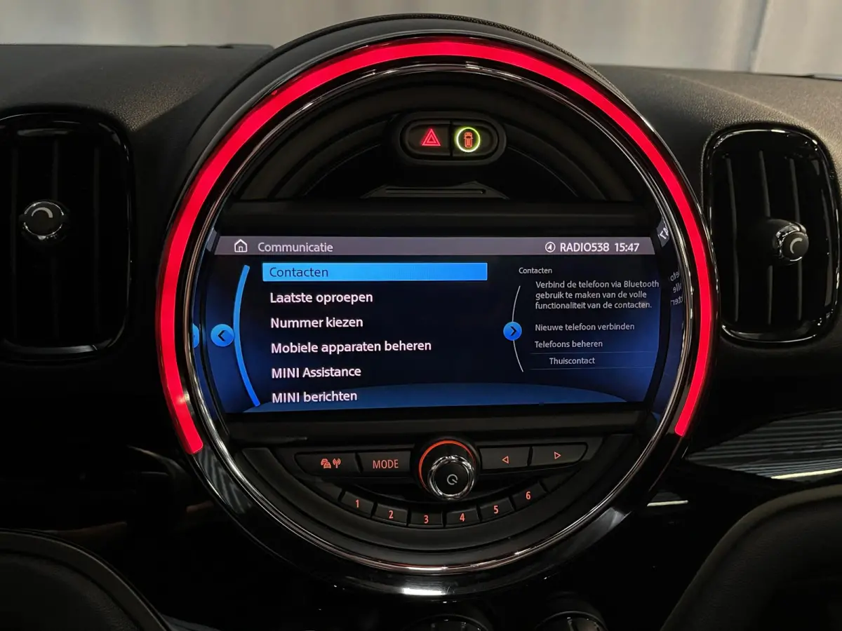 1.5 Cooper ALL4 Salt John Cooper Works 19"/Panoramadak/JCW sportstoelen + stoelverwarming/Harman Kardon/Keyless/Apple Carplay & Android Auto/Camera