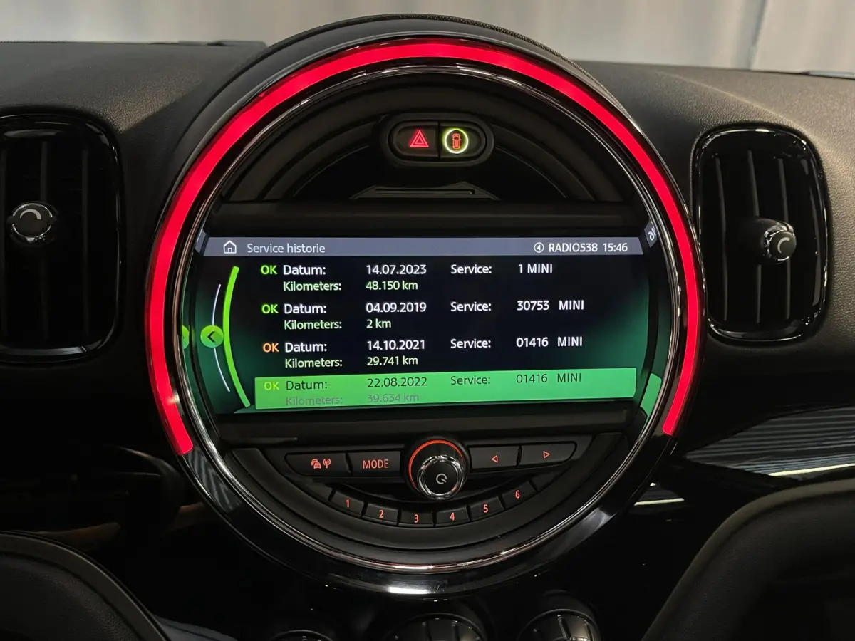 1.5 Cooper ALL4 Salt John Cooper Works 19"/Panoramadak/JCW sportstoelen + stoelverwarming/Harman Kardon/Keyless/Apple Carplay & Android Auto/Camera