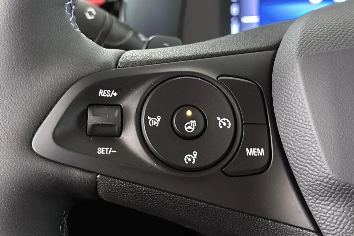 1.2 Turbo Hybrid Yes Automaat 1e Eigenaar 7 JAAR GARANTIE Apple CarPlay 17" NL Auto