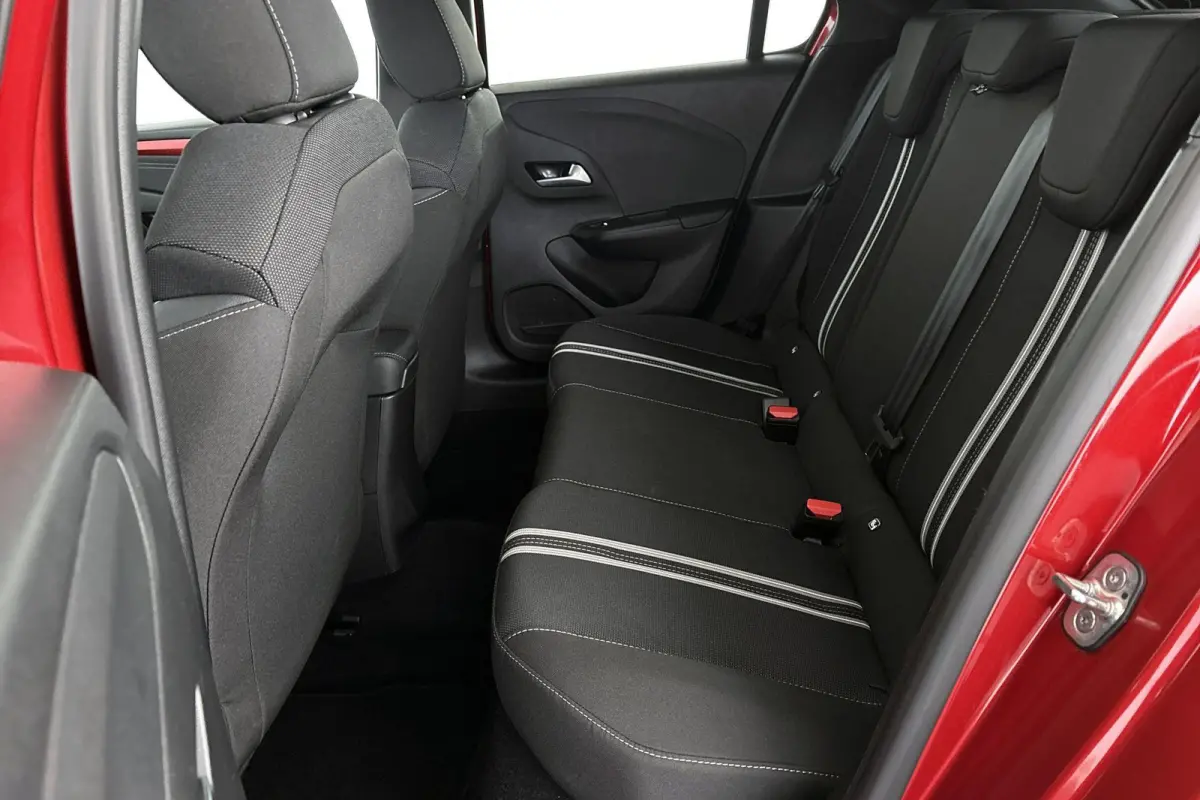 1.2 Turbo Hybrid Yes Automaat 1e Eigenaar 7 JAAR GARANTIE Apple CarPlay 17" NL Auto