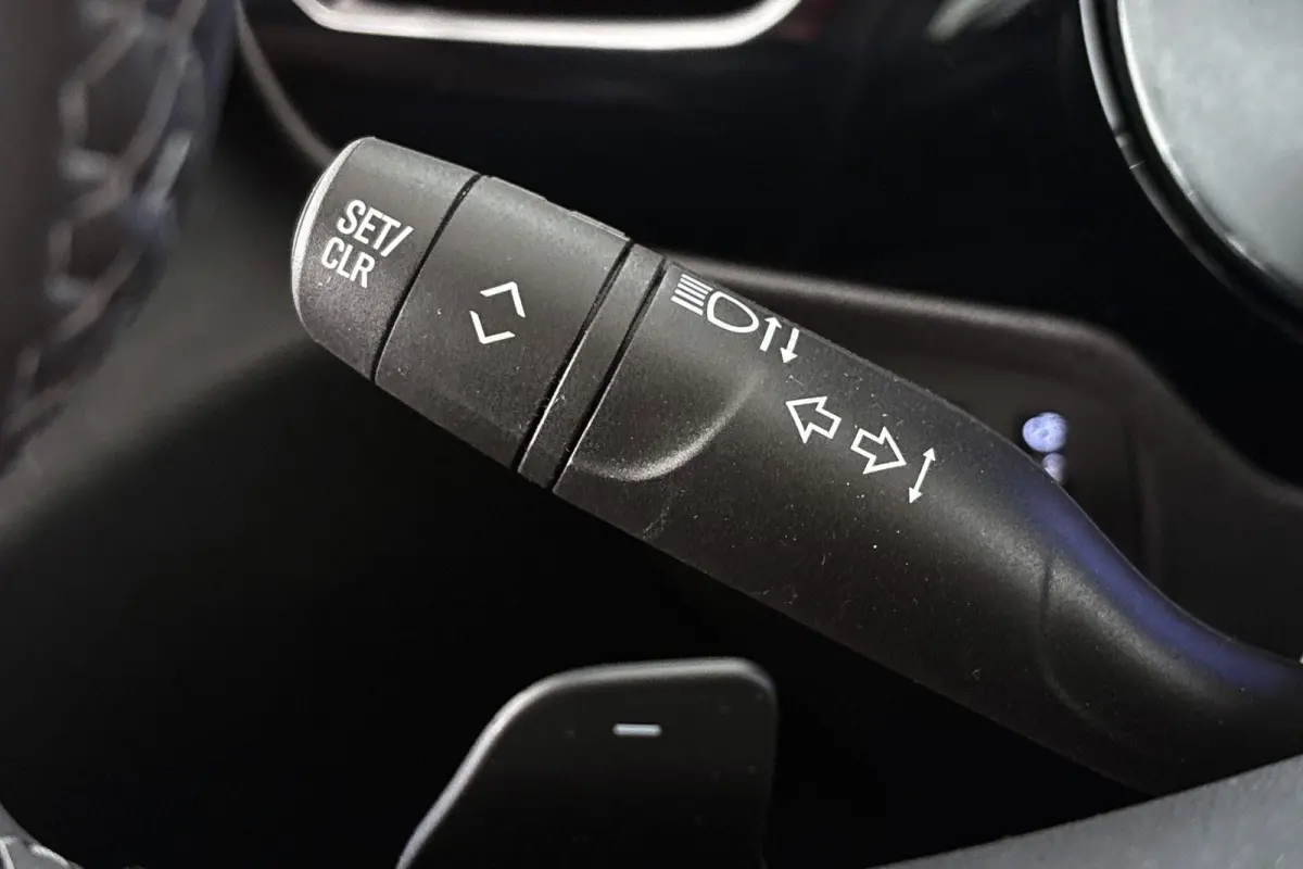 1.2 Turbo Hybrid Yes Automaat 1e Eigenaar 7 JAAR GARANTIE Apple CarPlay 17" NL Auto
