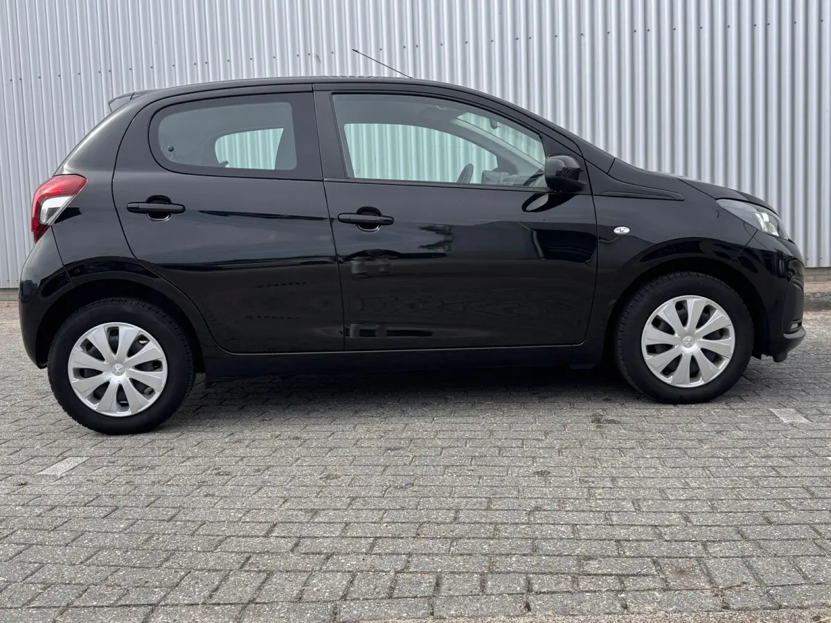 1.0 e-VTi Active | Airco | Bluetooth | DAB | Elektrische Ramen | | Achterbank in delen neerklapbaar | Alarm klasse 1(startblokkering) | Anti Blokkeer Systeem