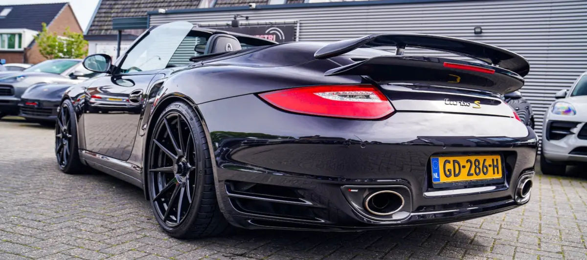 3.8 Turbo S 997-2 | Keramisch | Carbon | incl Hardtop | Akrapovic | Bose Surround Sound System | Centerlocks |