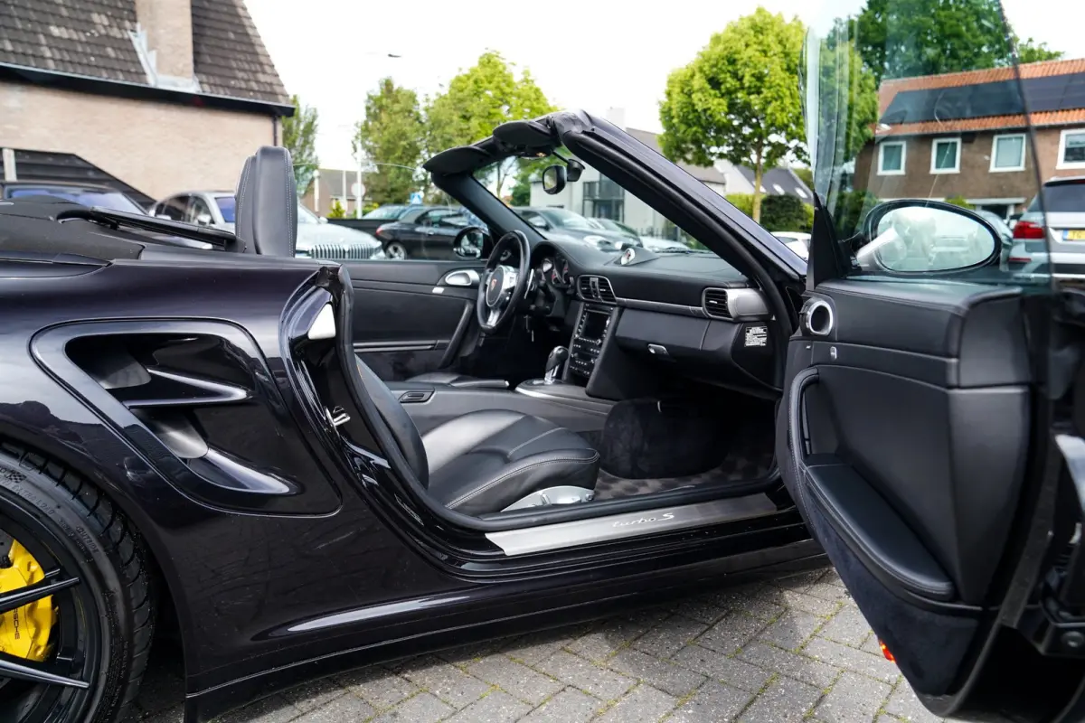 3.8 Turbo S 997-2 | Keramisch | Carbon | incl Hardtop | Akrapovic | Bose Surround Sound System | Centerlocks |
