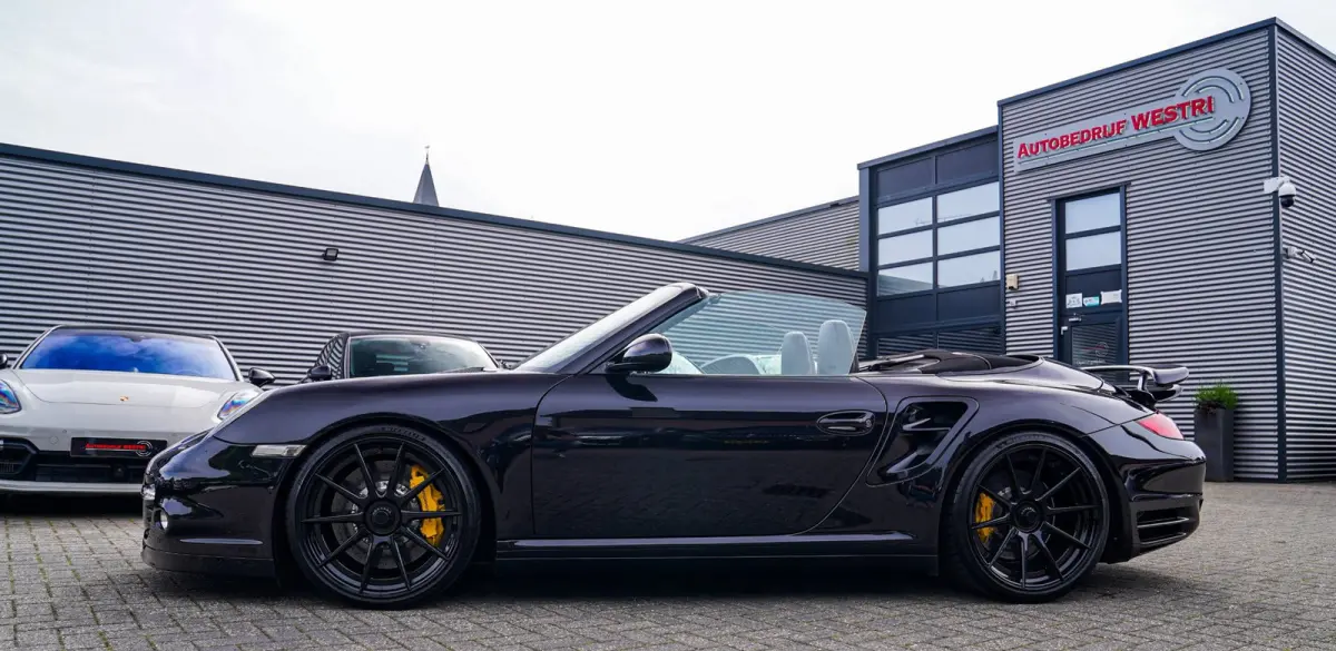 3.8 Turbo S 997-2 | Keramisch | Carbon | incl Hardtop | Akrapovic | Bose Surround Sound System | Centerlocks |