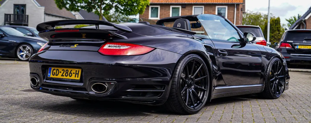 3.8 Turbo S 997-2 | Keramisch | Carbon | incl Hardtop | Akrapovic | Bose Surround Sound System | Centerlocks |