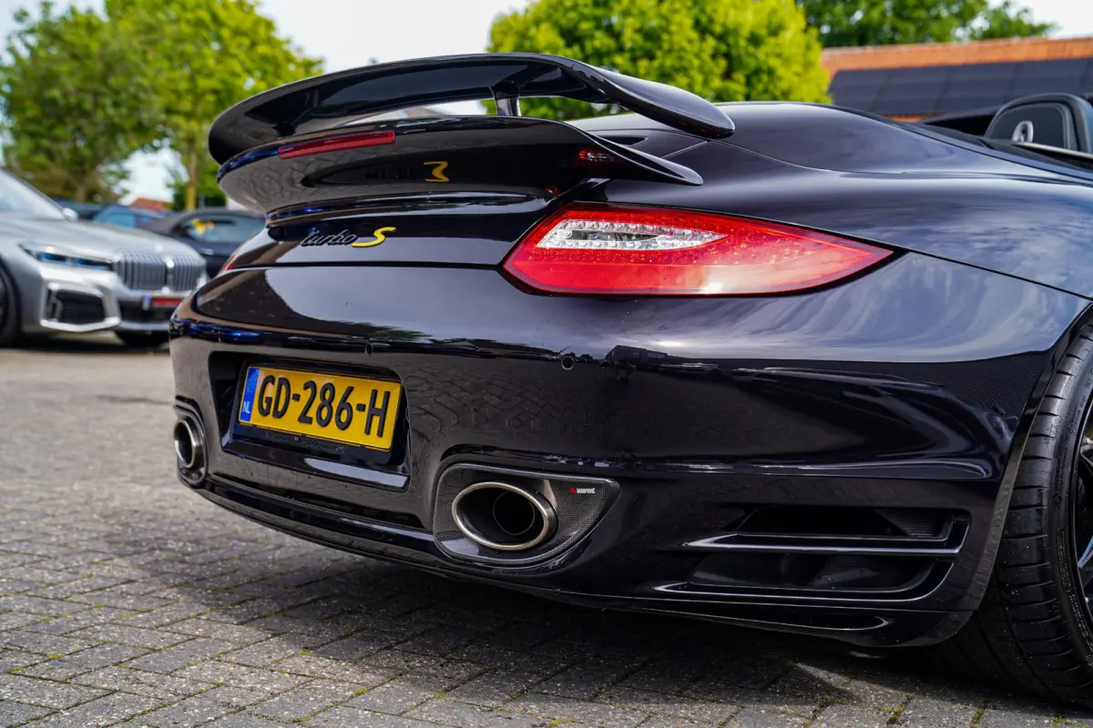 3.8 Turbo S 997-2 | Keramisch | Carbon | incl Hardtop | Akrapovic | Bose Surround Sound System | Centerlocks |