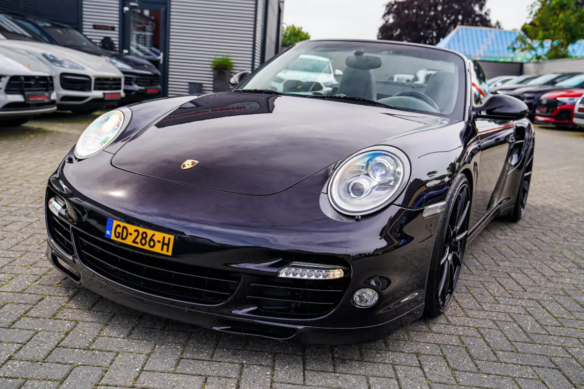 3.8 Turbo S 997-2 | Keramisch | Carbon | incl Hardtop | Akrapovic | Bose Surround Sound System | Centerlocks |