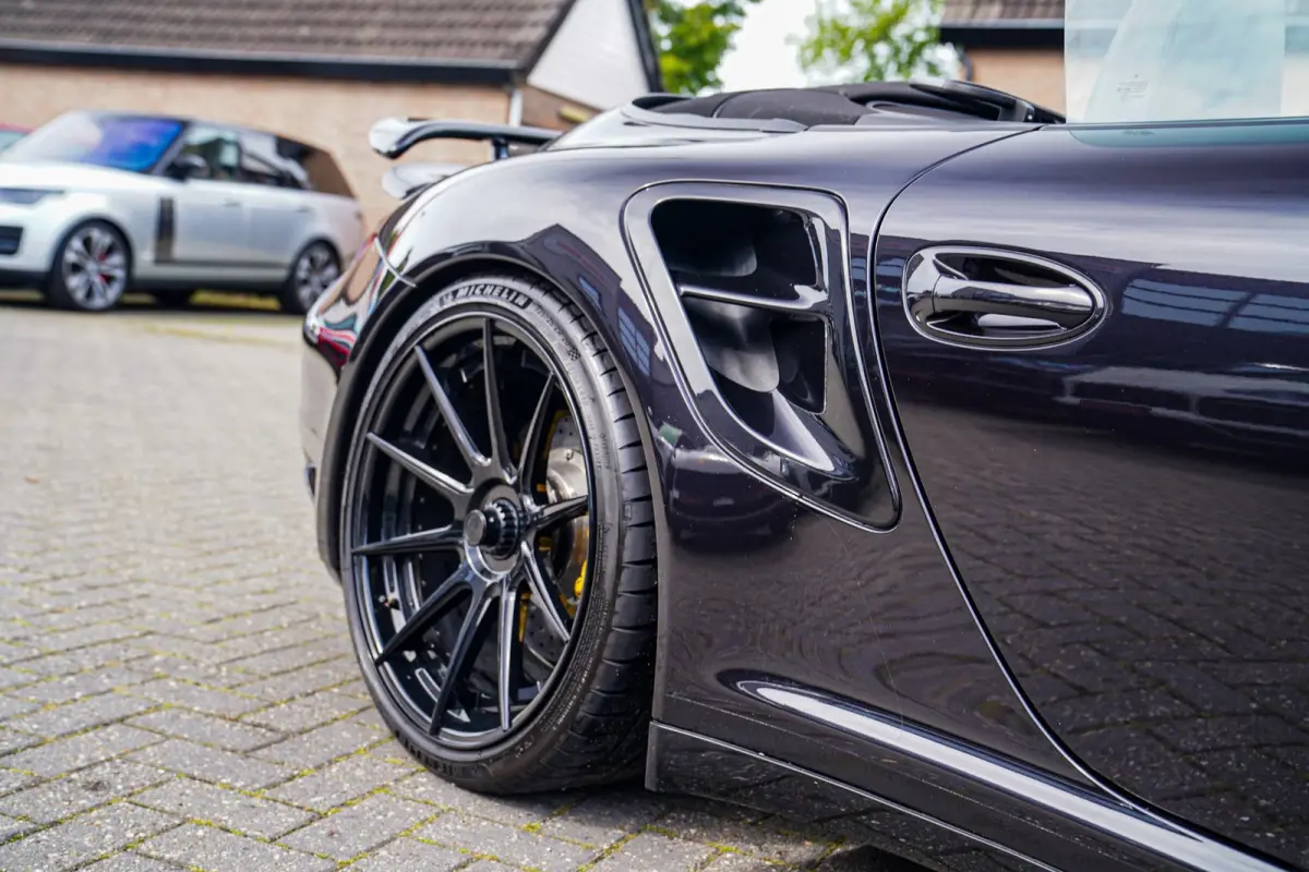 3.8 Turbo S 997-2 | Keramisch | Carbon | incl Hardtop | Akrapovic | Bose Surround Sound System | Centerlocks |