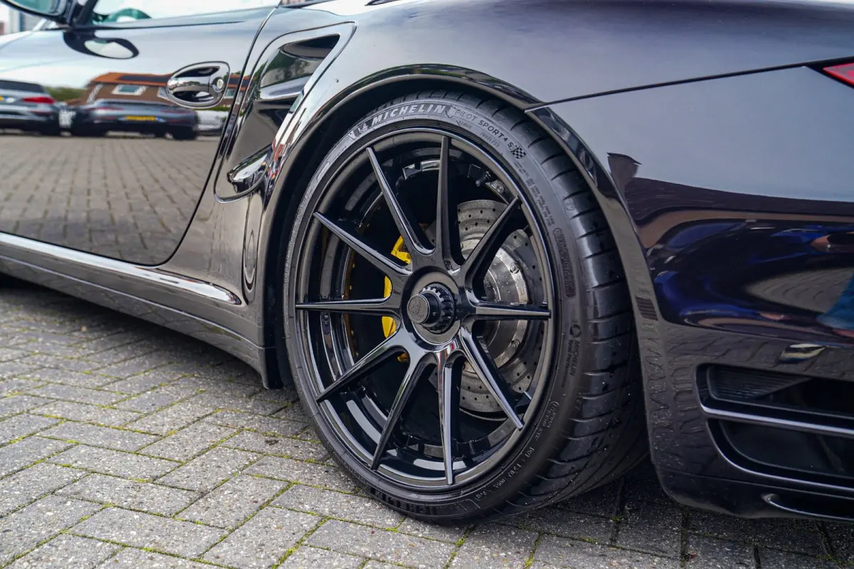3.8 Turbo S 997-2 | Keramisch | Carbon | incl Hardtop | Akrapovic | Bose Surround Sound System | Centerlocks |