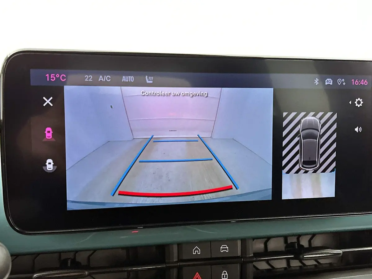 Urban 110pk Hybrid Automaat | Navigatie | Camera achter | Stoelverwarming | Cruise control | Apple Carplay en Android auto