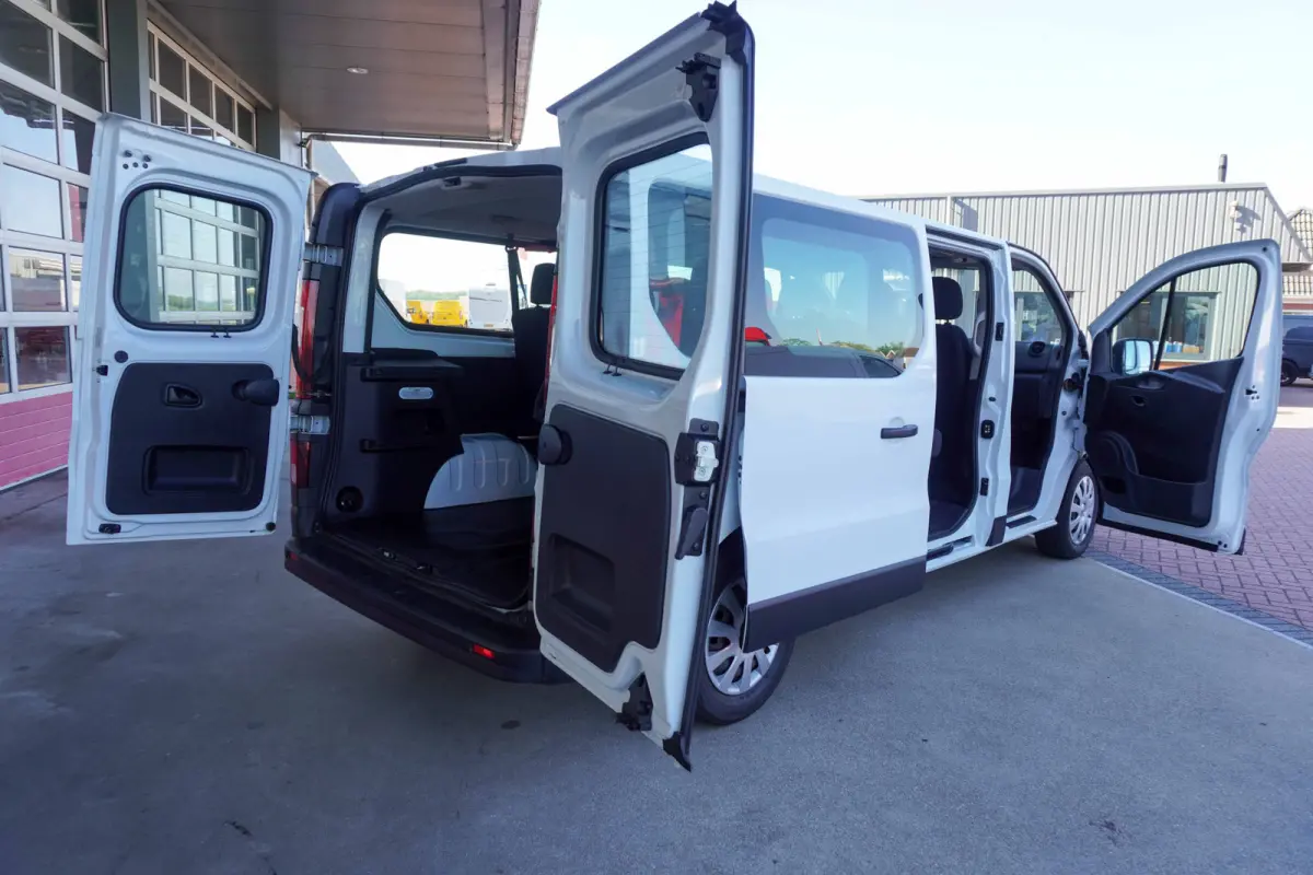 2.0 dCi 120PK Grand Life 9 Persoons nr. V036 | Airco | Cruise | Navi