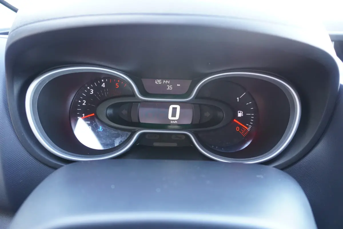 2.0 dCi 120PK Grand Life 9 Persoons nr. V036 | Airco | Cruise | Navi